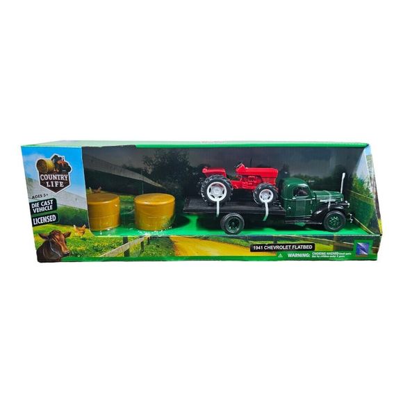 New Ray Toys Other - New Ray Toys 1:32 Die Cast Truck with Farm Tractor-1941 Chevy Flatbed with Farm